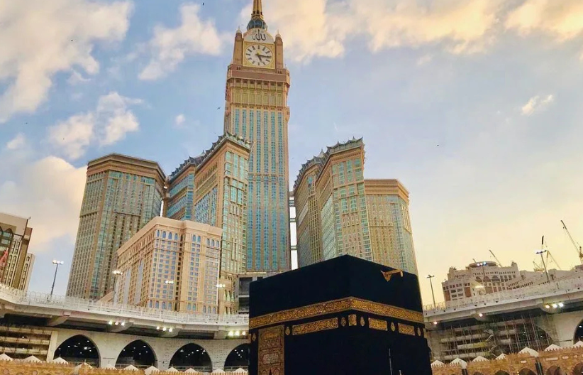 10 Nights 5 Star Bradford Umrah Package